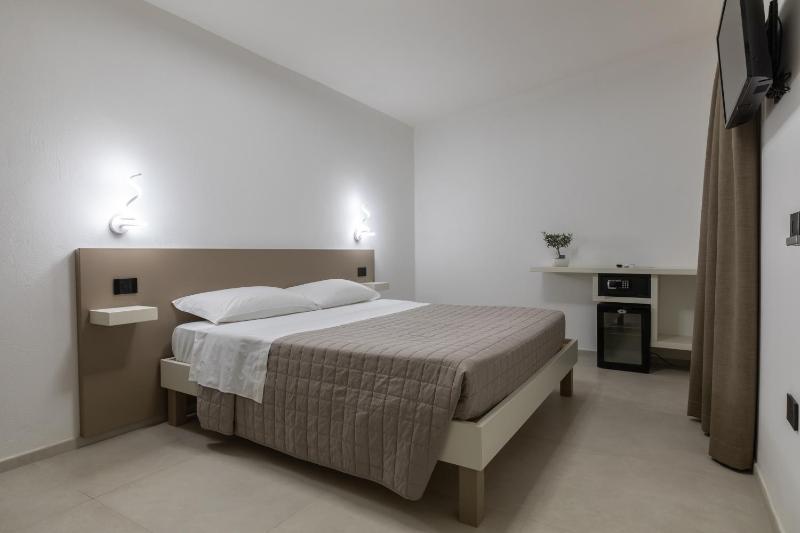 Superior Double Room image 1
