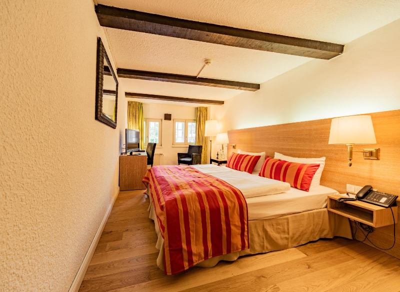 Double Room image 4