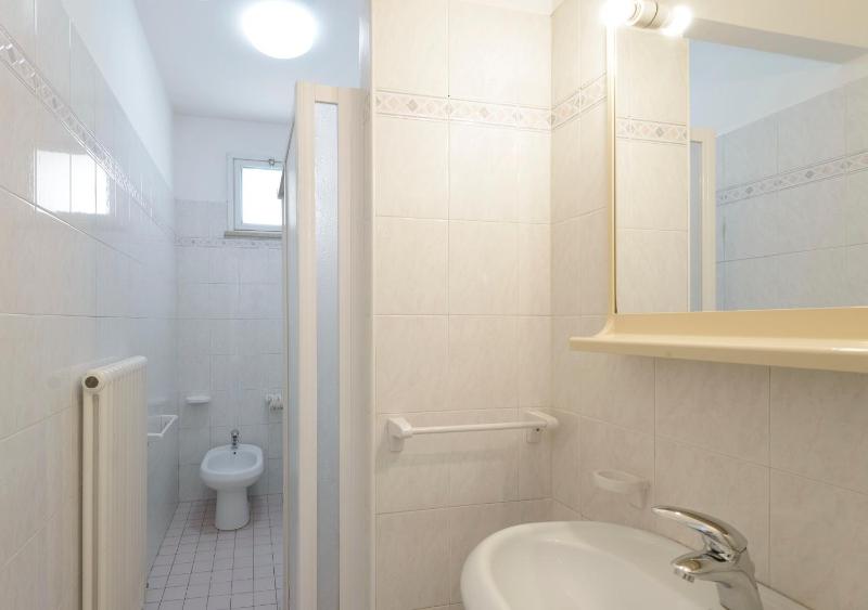 Apartment - Ground Floor image 4