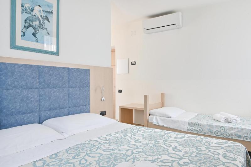 Triple Room image 1