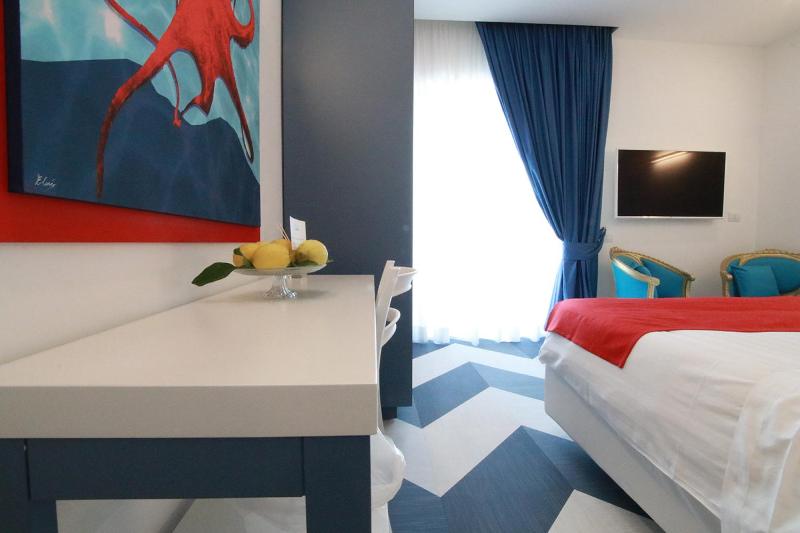 Superior Double Room image 3