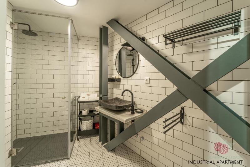 7 Styles Apartments by Raspberry Cascade - image 39