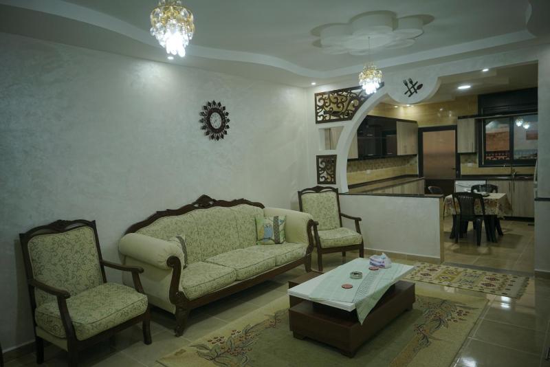 Amro Petra Apartment - image 9