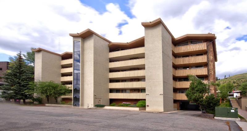 Two-Bedroom Apartment image 3