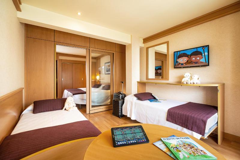 Hotel Guitart Central Park Aqua Resort - image 7