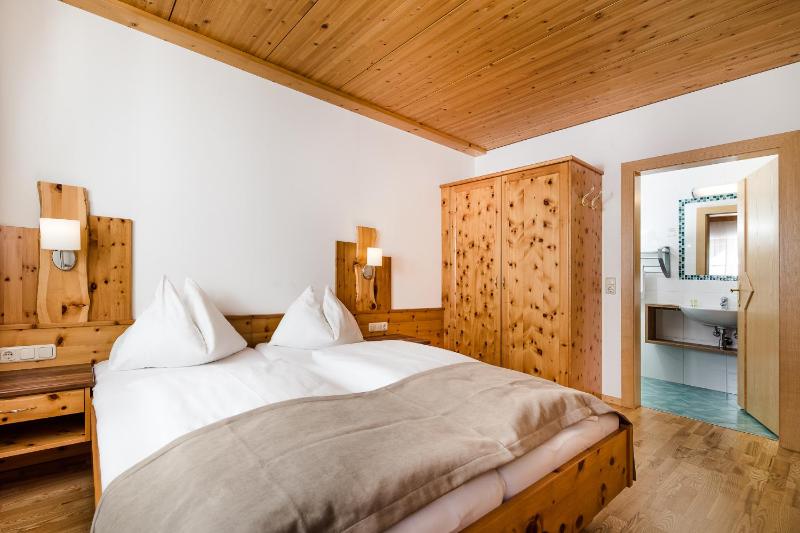 Family Suite with Balcony image 2