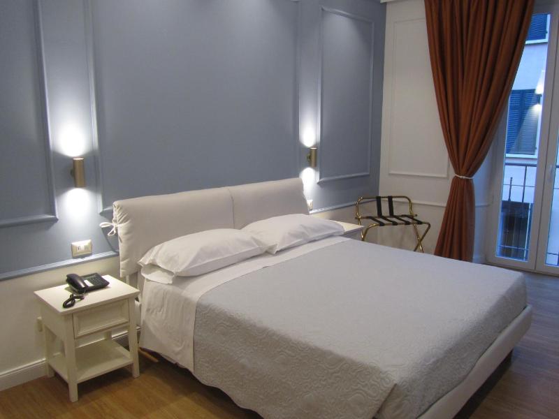 Superior Double Room image 2