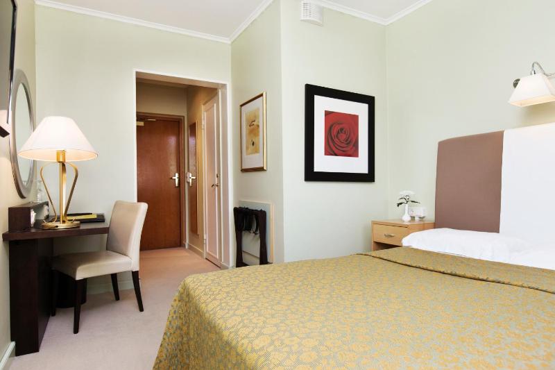 Standard Double Room image 1