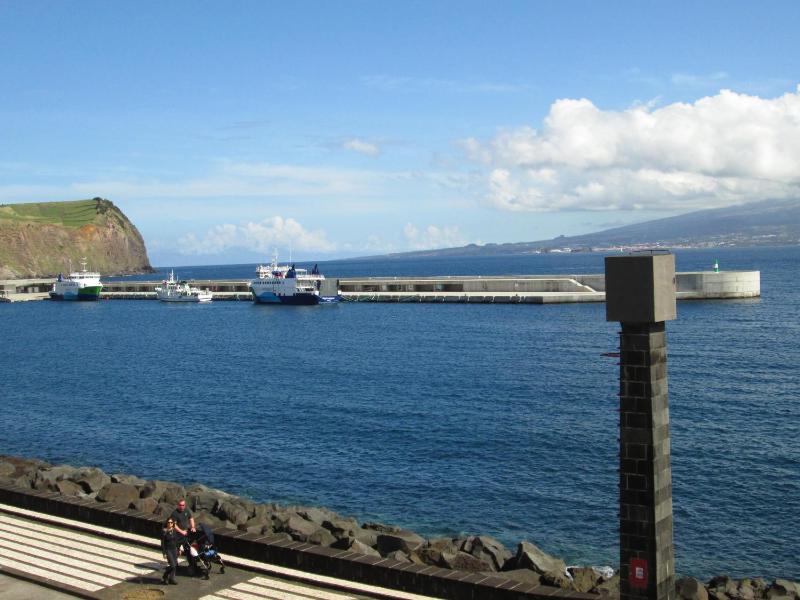 Studio with Sea View image 3