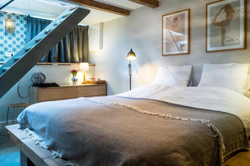 B&B Amsterdam Amstel Apartment - image 10