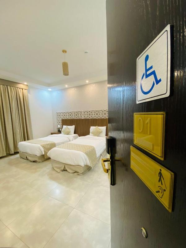 Single Room - Disability Access image 3