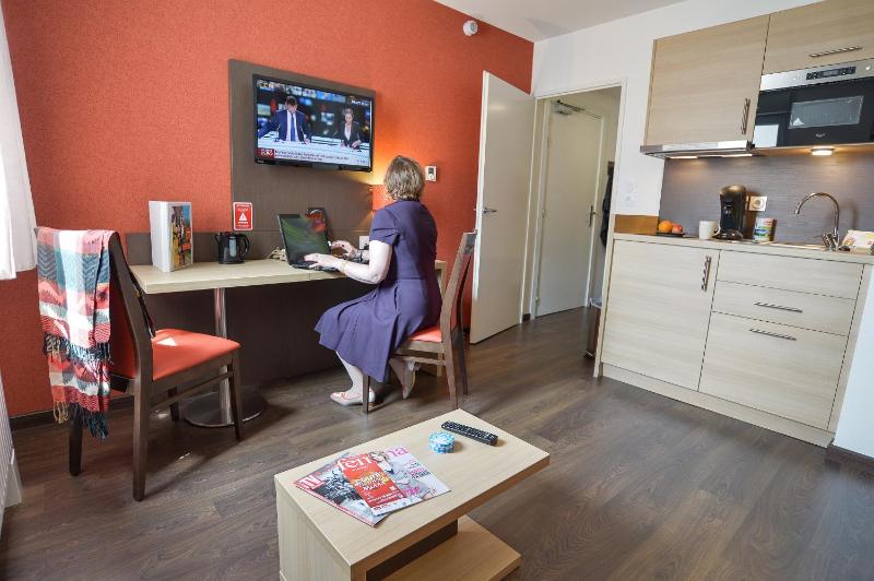 Apparthotel Privilodges Carré de Jaude - image 23