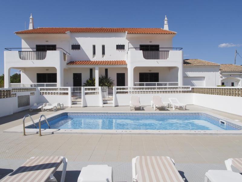 Three-Bedroom Villa image 2