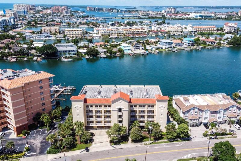 304 Bay Harbor - image 42
