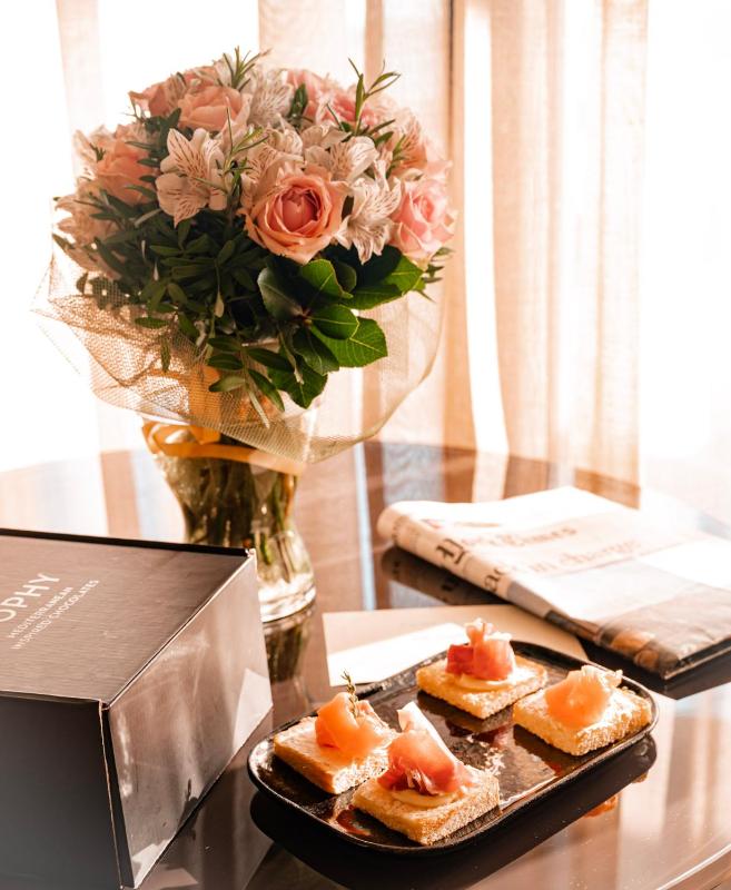 Rooftop Penthouse Suite image 3