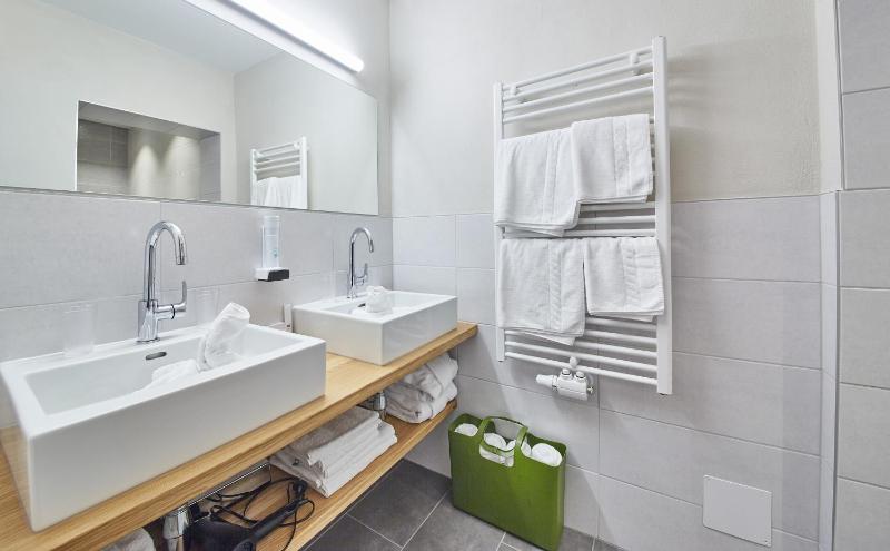 Two-Bedroom Suite image 3