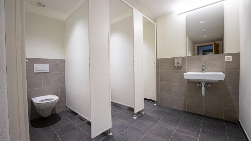 Quadruple Room with Shared Bathroom - incl. Pool Access image 1