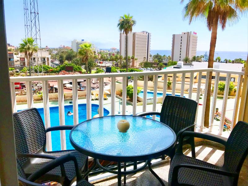 Apartment with Sea View image 4