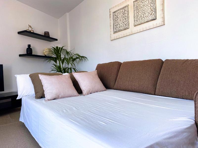 Apartment with Sea View image 3