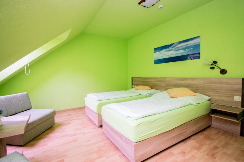 One-Bedroom Apartment image 4