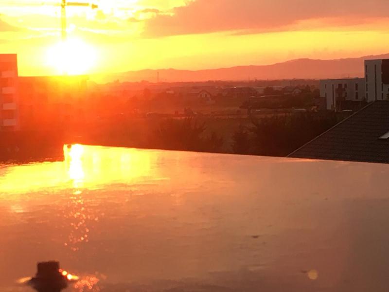 Fantastic Sunset Penthouse - image 3