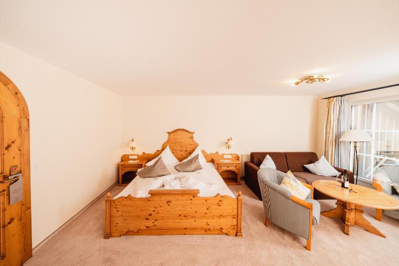 Double Room with Terrace image 1