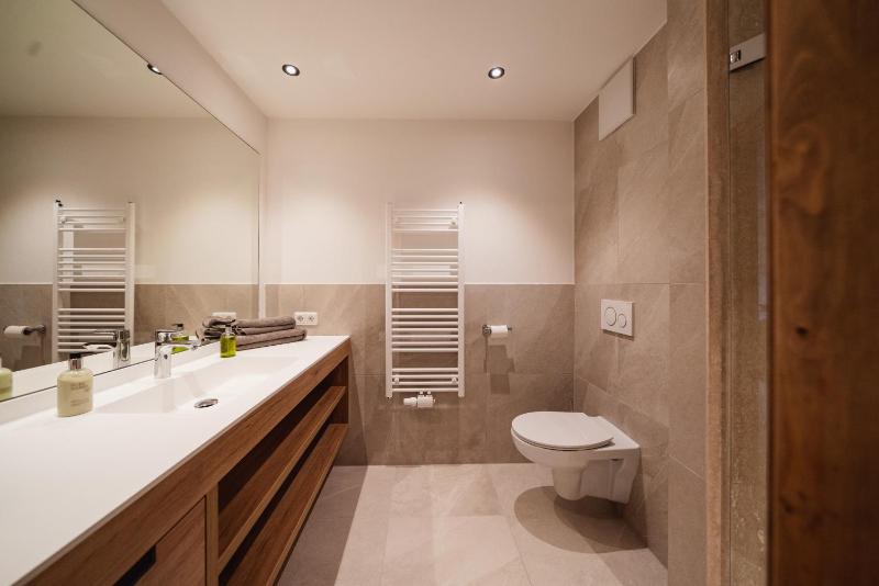 Double Room with Terrace image 3