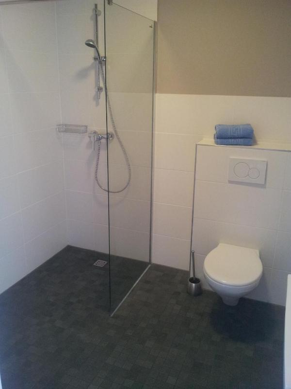 Studio Apartment (1-2 Adults) image 4