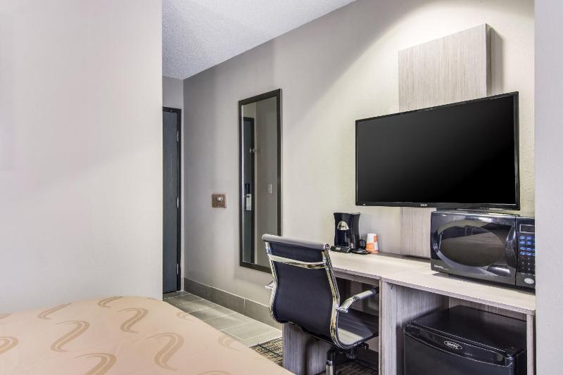 King Room - Non Smoking image 1