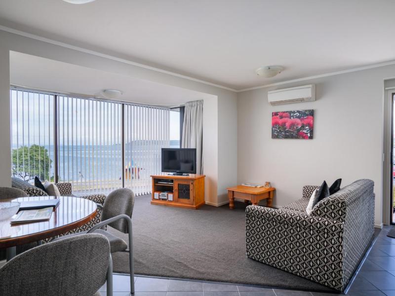 Ika Nui Taupo - image 35