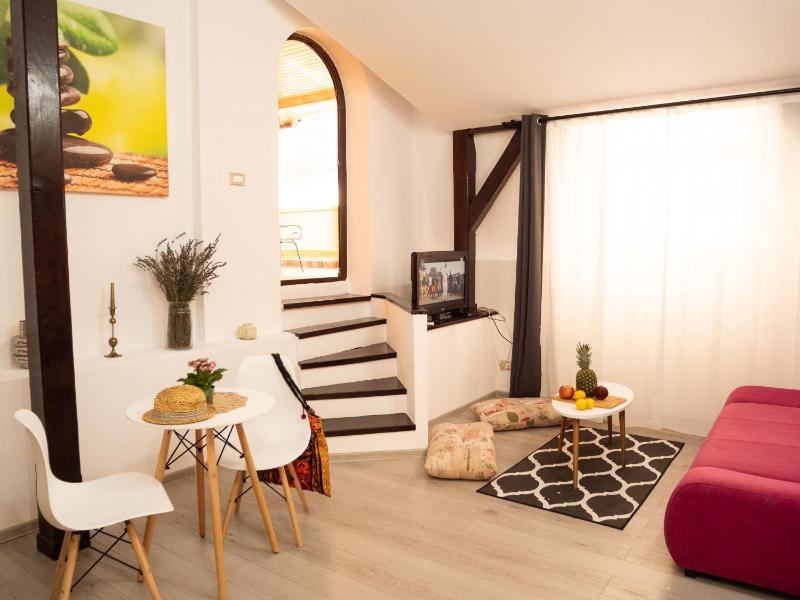 One Love Terrace Apartment - image 1