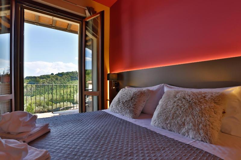 Superior Double Room image 4