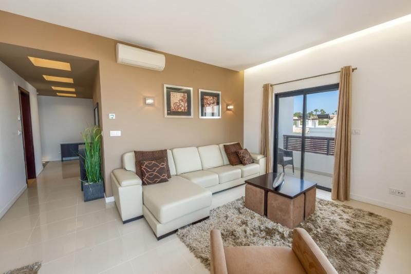 Two-Bedroom Apartment with Sea View image 2