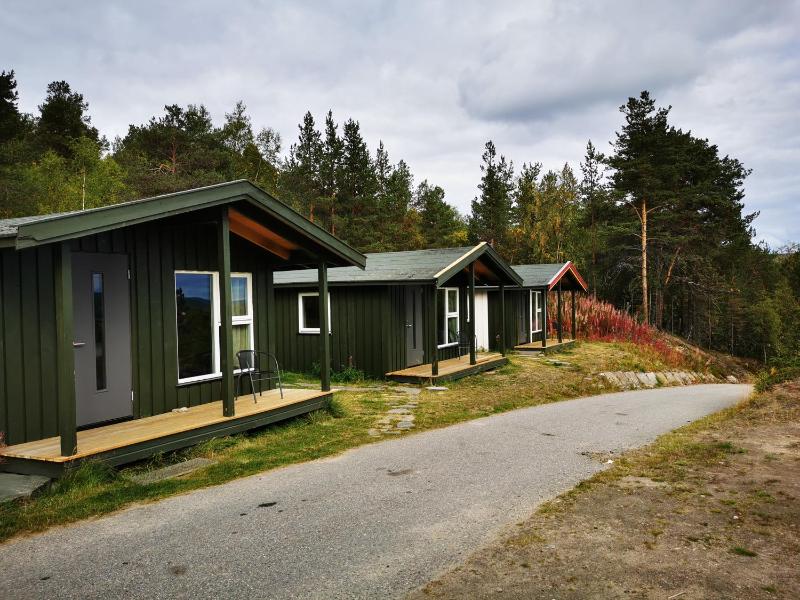 Cottage with Shared Bathroom image 4
