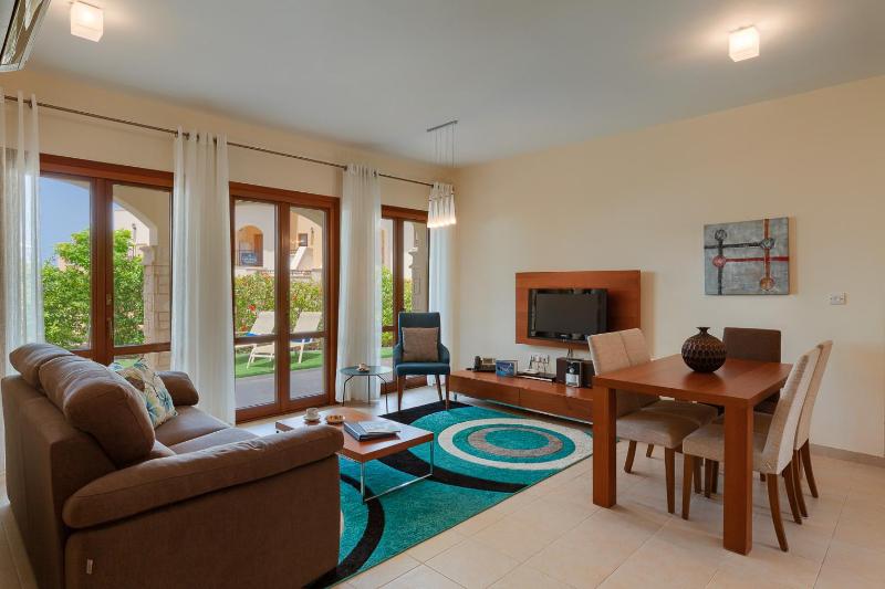 Two-Bedroom Apartment with Shared Pool image 2