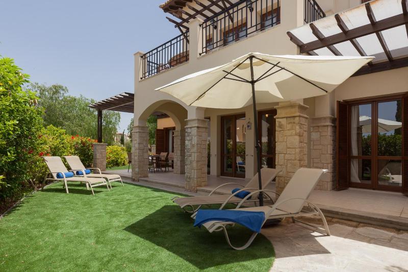 Two-Bedroom Apartment with Shared Pool image 3