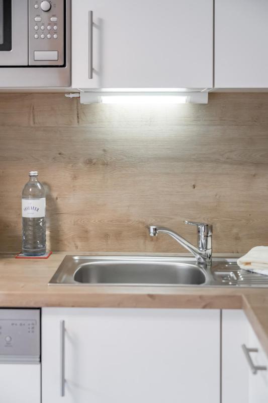 Apartment (4 Adults) image 3