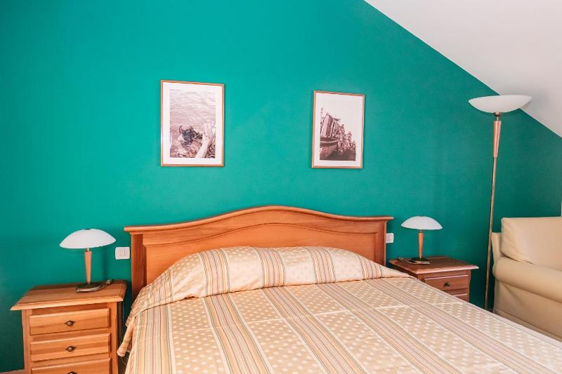 Double Room with Sea View image 2