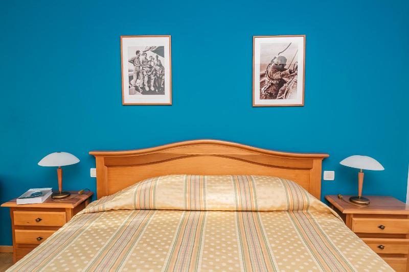 Triple Room with Sea View image 3
