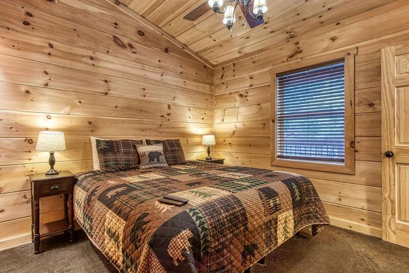 Ooglie Bear Hot Tub WIFI Free Attraction Tickets!!! - image 22
