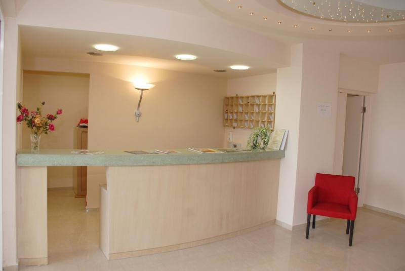 Double or Twin Room with Sea View image 2