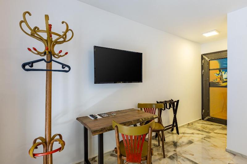 Modern Standard Double image 4