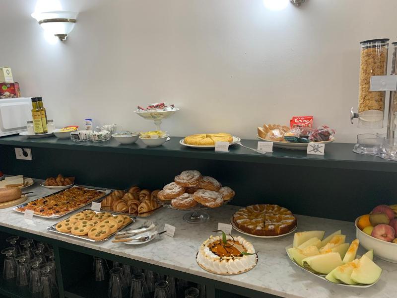 Comfort Triple Room image 3