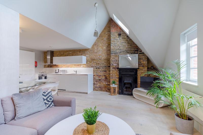 Superior Apartment image 3