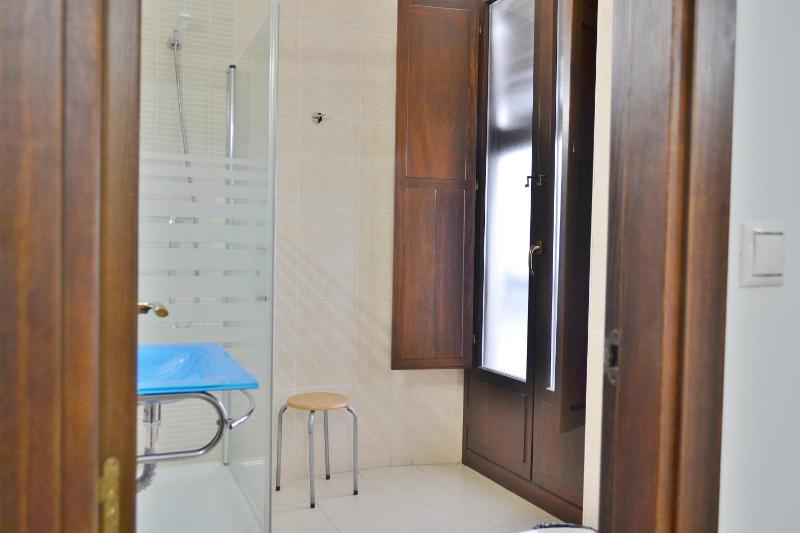 Double Room image 3