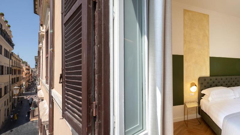 Spagna Luxury Rooms - image 2