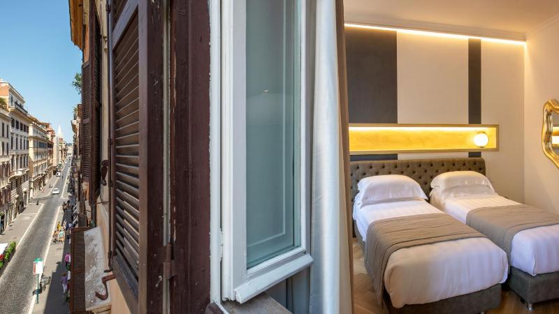 Spagna Luxury Rooms - image 3