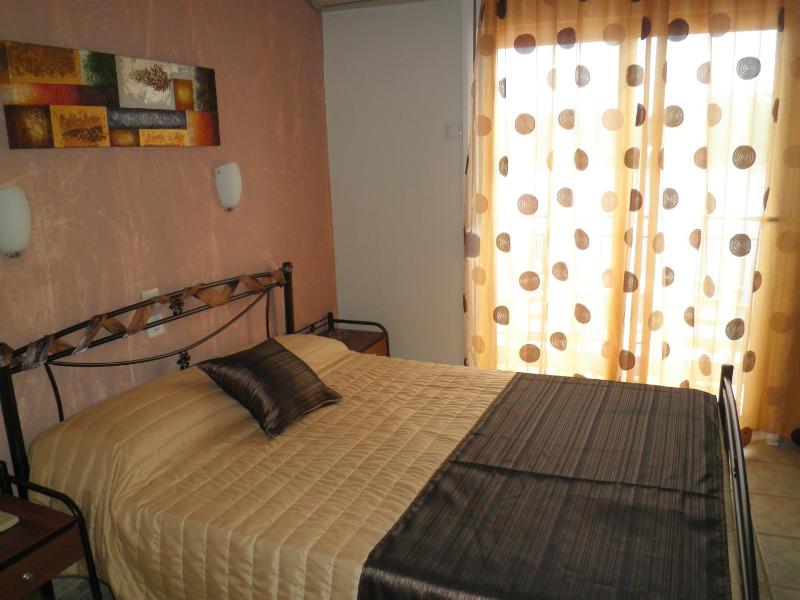 Double or Twin Room with Sea View image 3