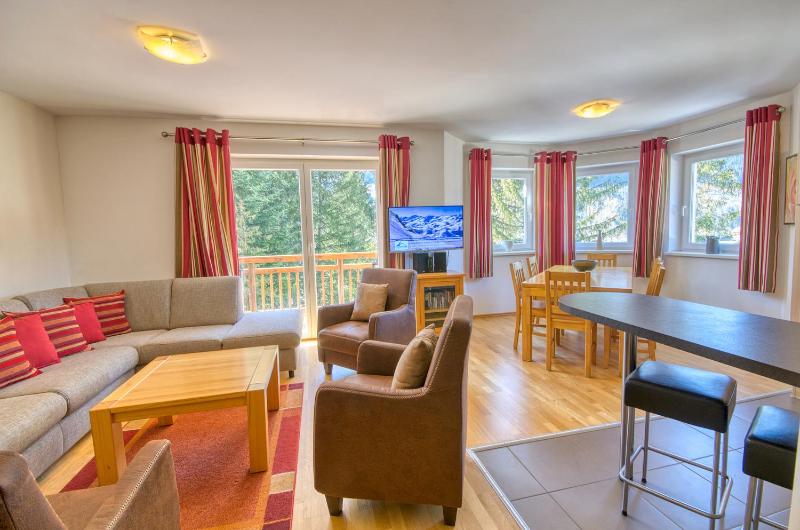 Apartment with Mountain View image 1