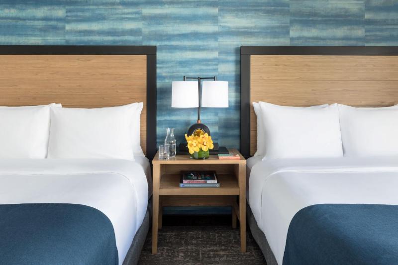 Deluxe Queen Room with Two Queen Beds image 1